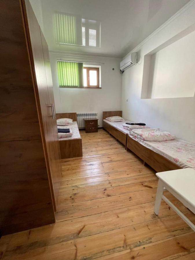 Guest House 777 Turkistan Zewnętrze zdjęcie